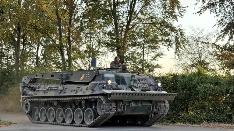 Keine Rauchsäule mehr: Echter Kampf dämmt größten Waldbrand der NRW Geschichte ein