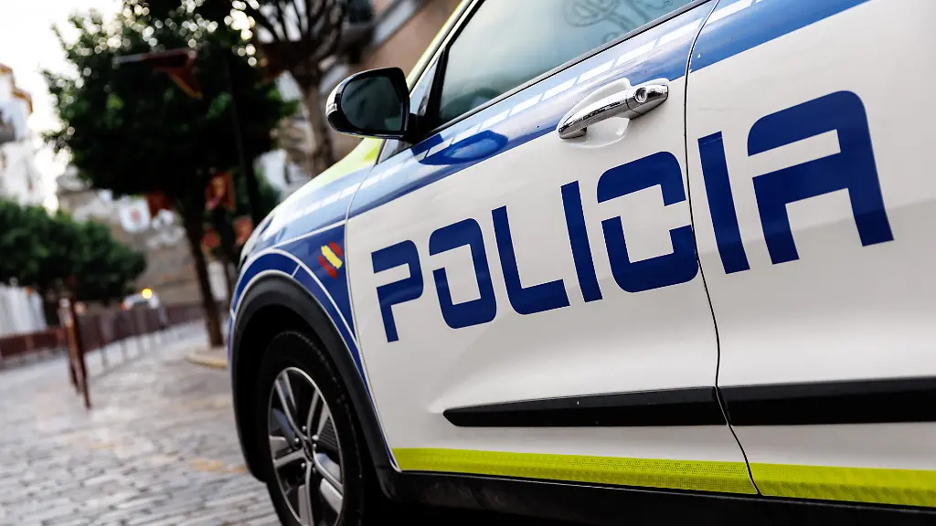 Schlepperbande machte Millionen: Spanische Polizei legt Mittelmeer Ferraris lahm