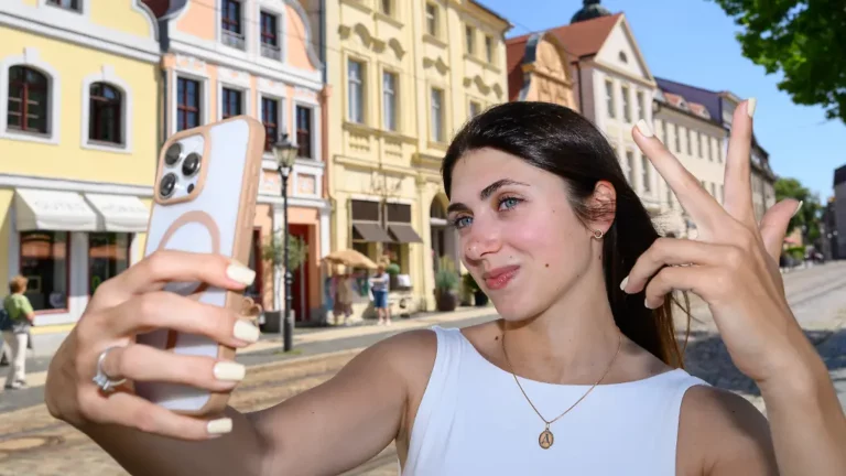 Entsetzen weicht Begeisterung: Ukrainerin macht Cottbus zum Social Media Star
