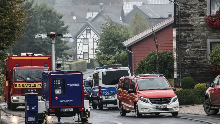 Feuer im Hohen Venn: Behörde gibt trotz Brandgeruchs in Aachen Entwarnung