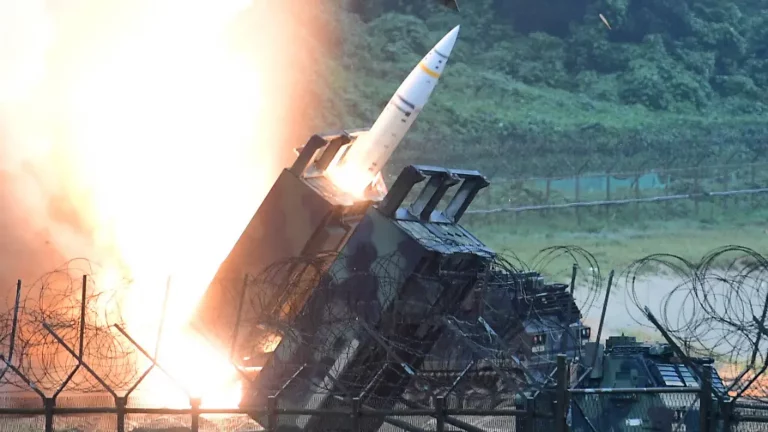 Nahezu alle aufgebraucht: Insider sagen, US Militär steht vor bedrohlichem Raketenmangel