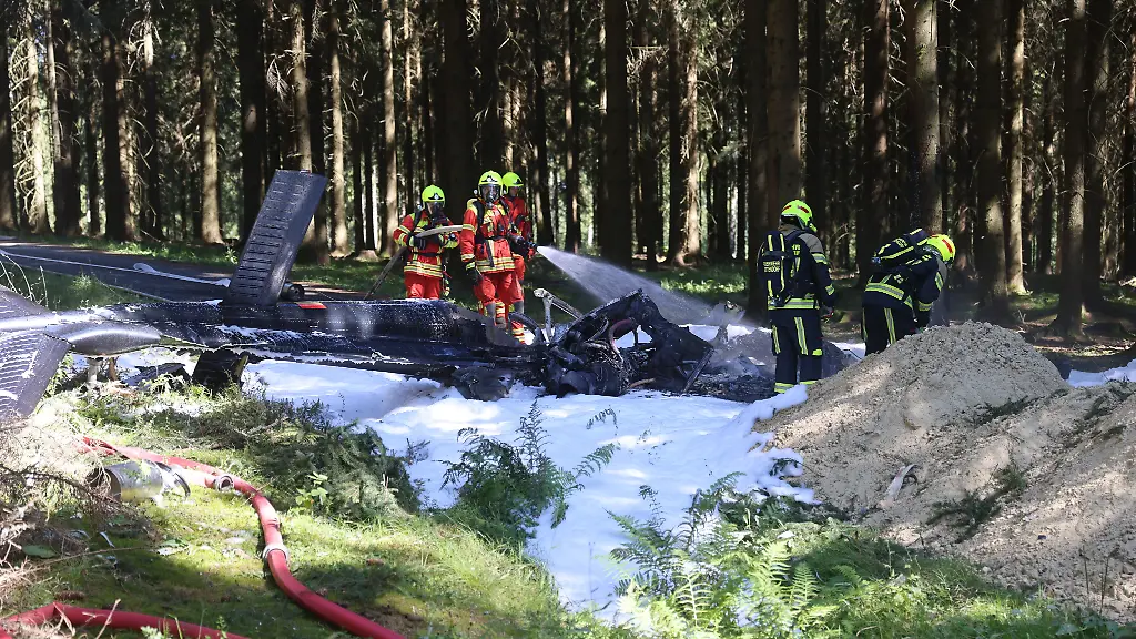 Bei Kalkarbeiten im Wald: Pilot stirbt bei Hubschrauberabsturz im Erzgebirge
