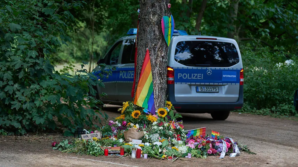 Konsequenzen nach CSD Anschlag: Gewerkschaft der Polizei lehnt pauschale Fußfesselpflicht für Gefährder ab