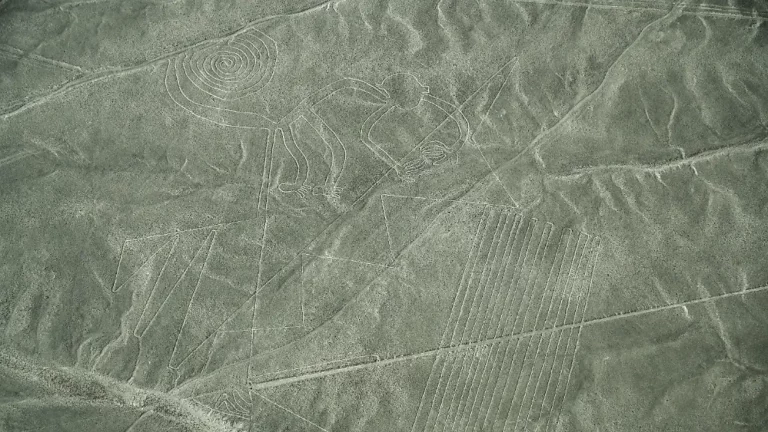 Zwei Deutsche unter den Opfern: Touristen sterben bei Rundflug über den Nazca Linien in Peru