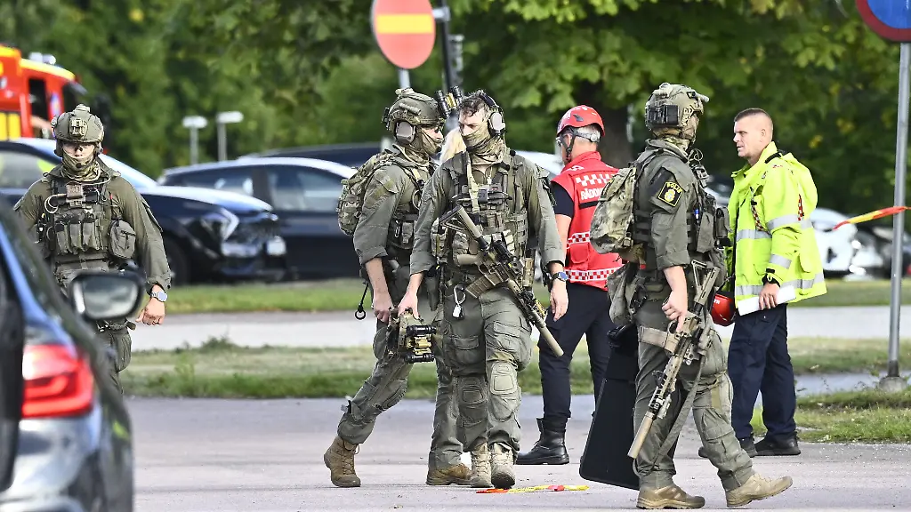 Ein Toter, drei Verletzte: Messerangriff an Schule erschüttert Schweden