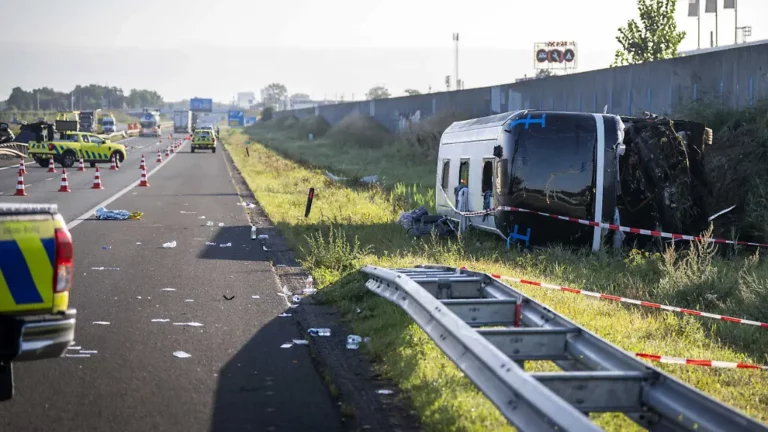 Schweres Busunglück bei Wezep: Abi Fahrt wird für Schüler aus Schleswig Holstein zum Albtraum