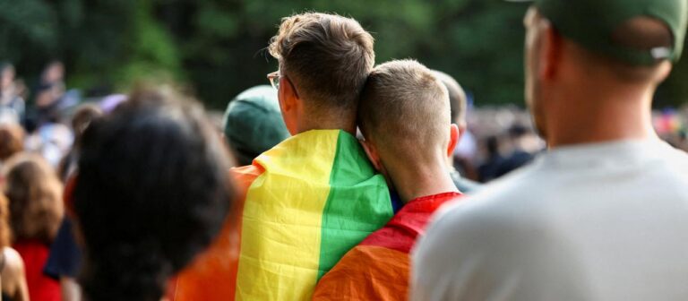 Queere Gemeinschaft fühlt sich nach Anschlag auf den CSD im Stich gelassen