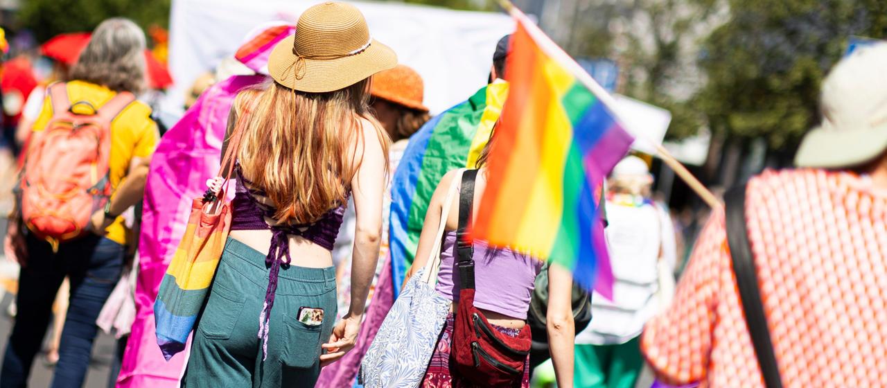 Großer Zulauf auch bei kleineren CSD Demonstrationen