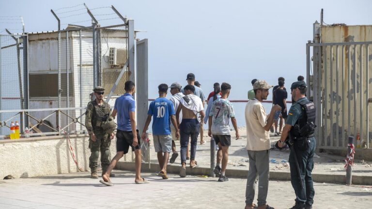 Migration nach Ceuta: Folgen für EU Asylpolitik und Schengen