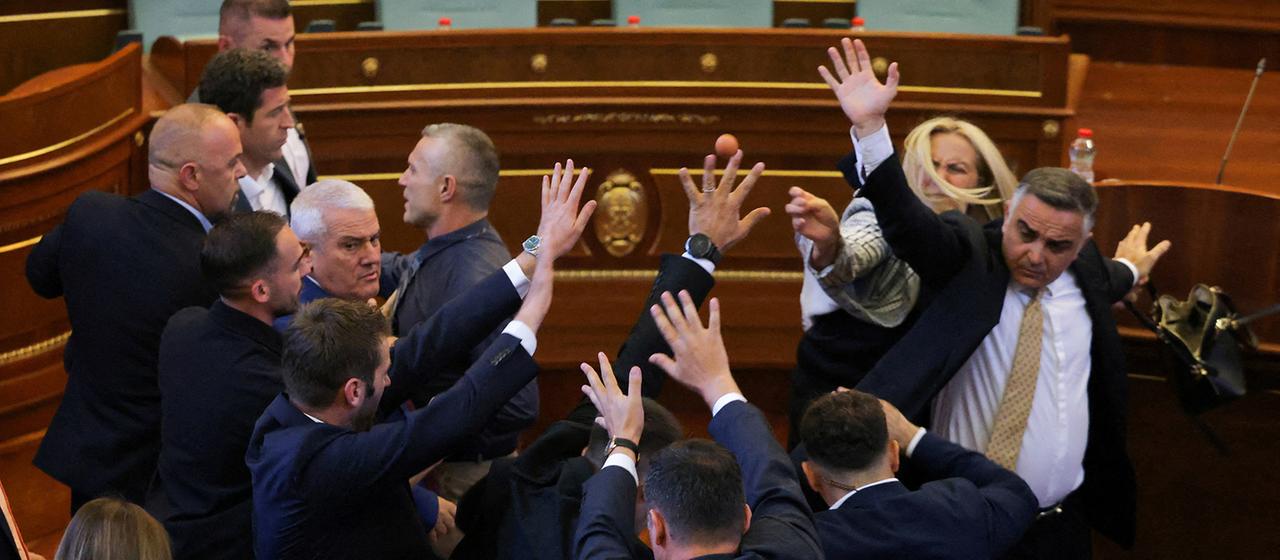 Präsidentenwahl: Schlimmste Krise im Kosovo seit dem Krieg