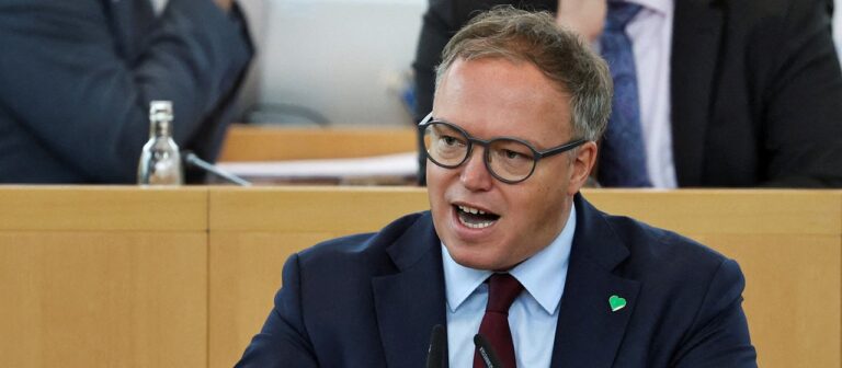 AfD scheitert mit Misstrauensvotum gegen Ministerpräsident Voigt