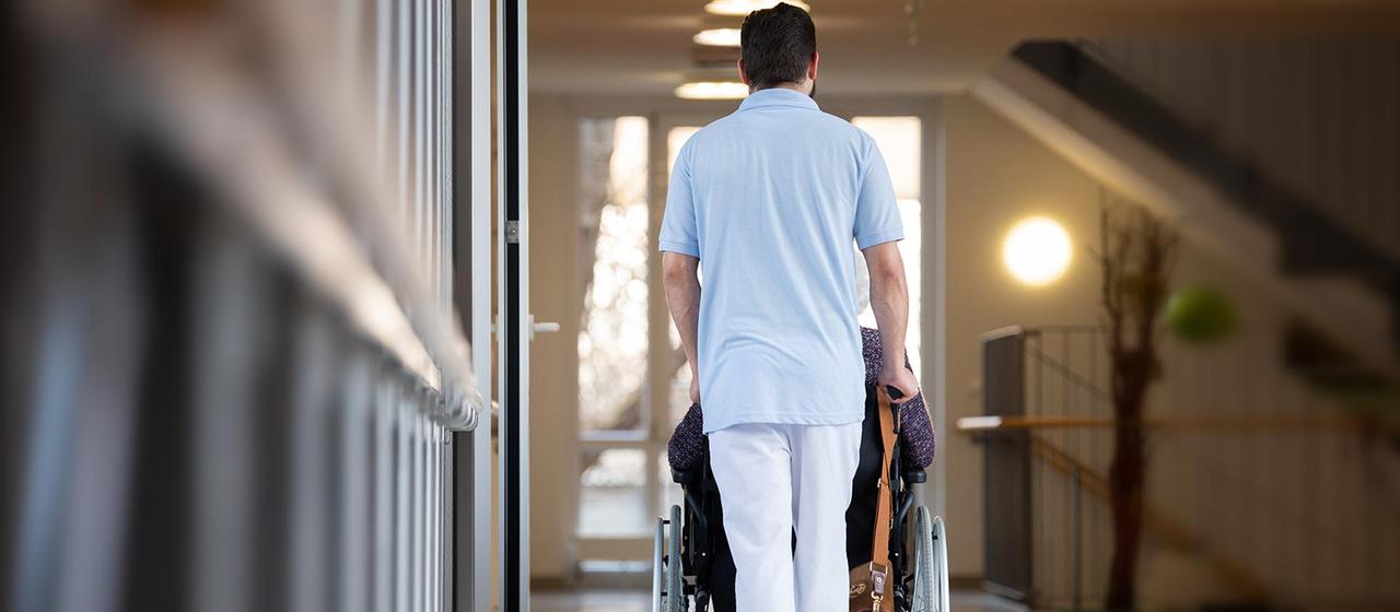 Verhaltene Reaktionen von Sozialverbänden auf Pläne zum Zivildienst