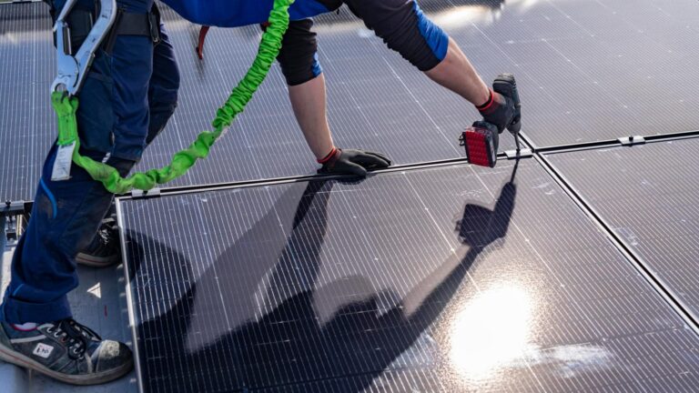 Energiewende: Reiche Kurswechsel in der Energiepolitik