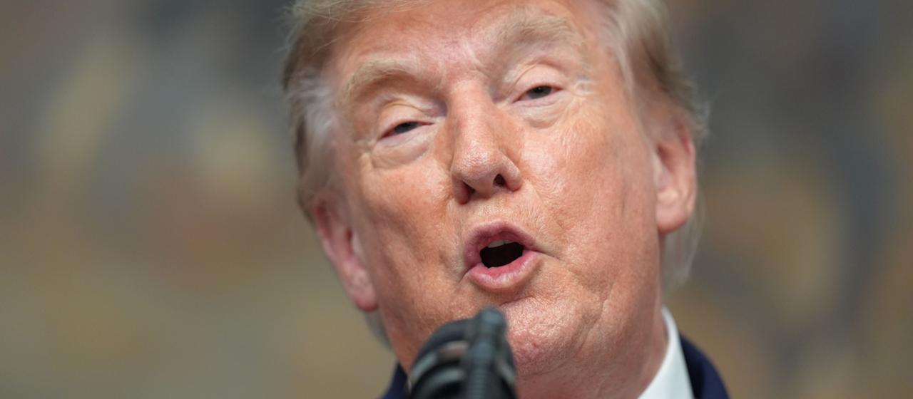 Beispielloser Wirtschaftskrieg: Was steckt hinter Trumps Drohung?