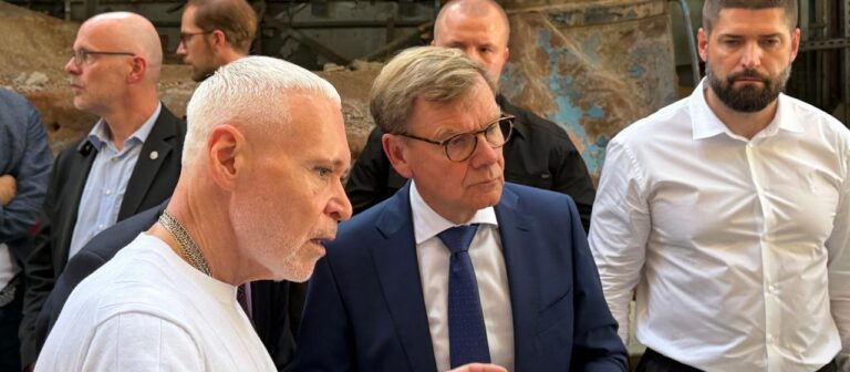 Außenminister Wadephul lobt den Widerstandswillen von Charkiw