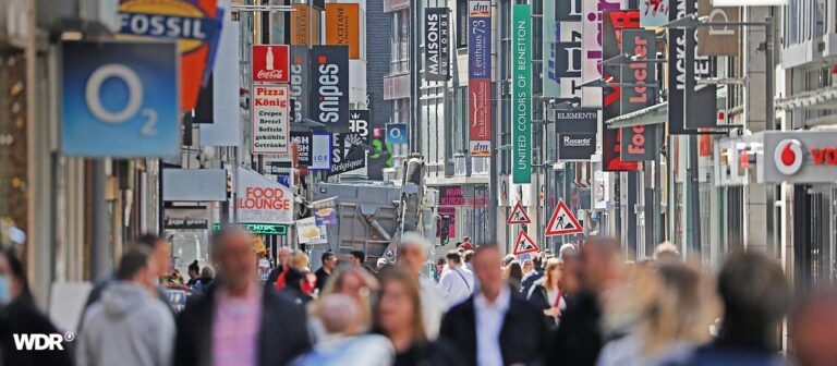 NRW Einzelhandel: Tarifeinigung bringt Beschäftigten mehr Geld