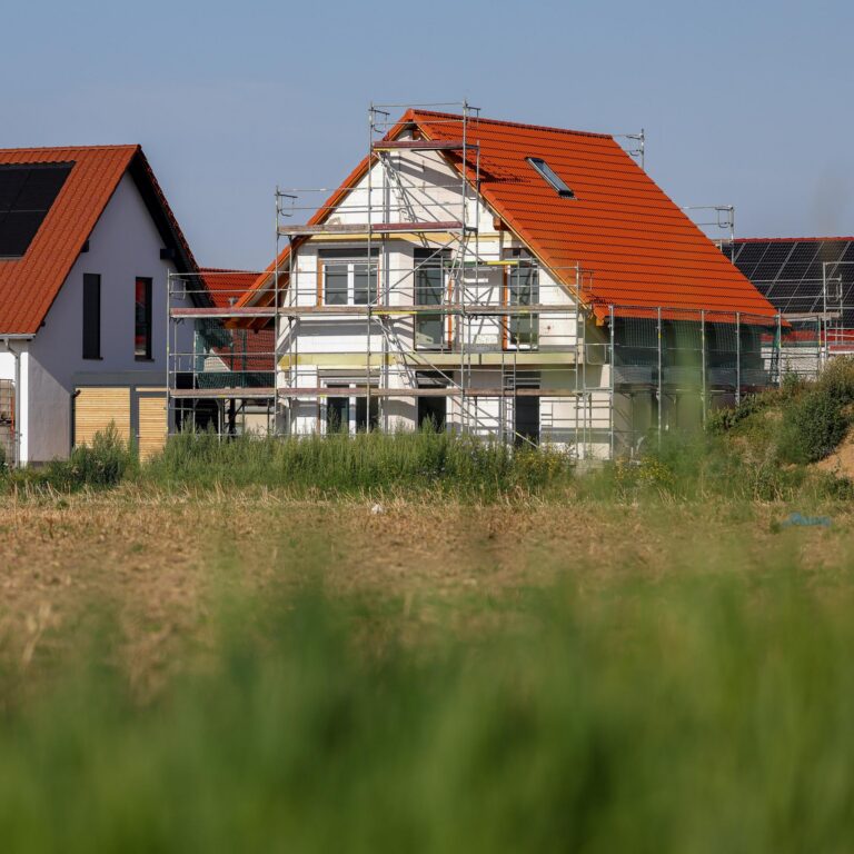 Teures Bauland: Hohe Grundstückspreise verschärfen die Wohnungskrise