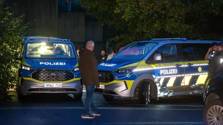 Manipulationen am Zaun: Polizei stellt Eindringlinge an Stromanlage in Hamm