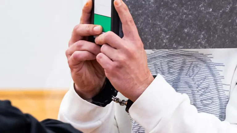 Anklage zählt 103 Fälle: Mann soll Partnerin betäubt, vergewaltigt und gefilmt haben