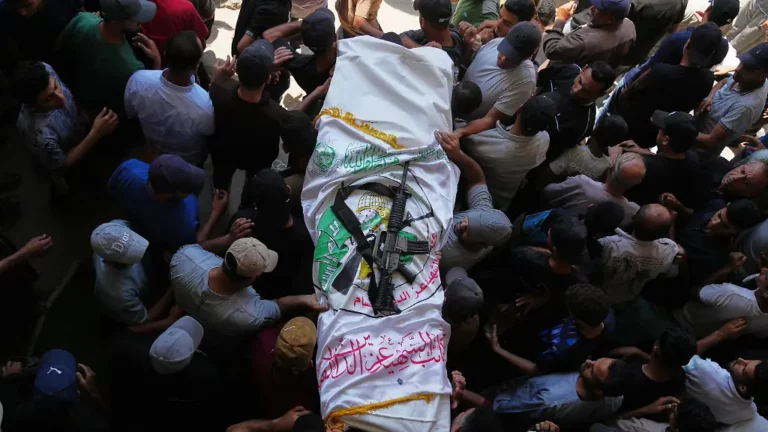 Luftschläge im Gazastreifen: Israels Armee tötet hochrangigen Hamas Kommandeur