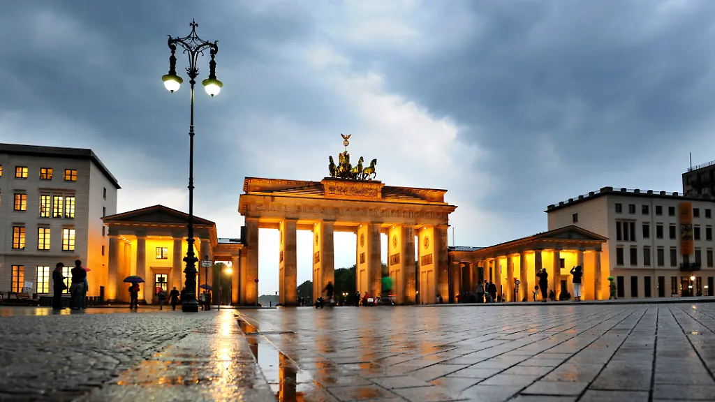 Viel Spaß, Datenjäger: Hacker veröffentlichen weitere Berliner Behördendaten im Darknet