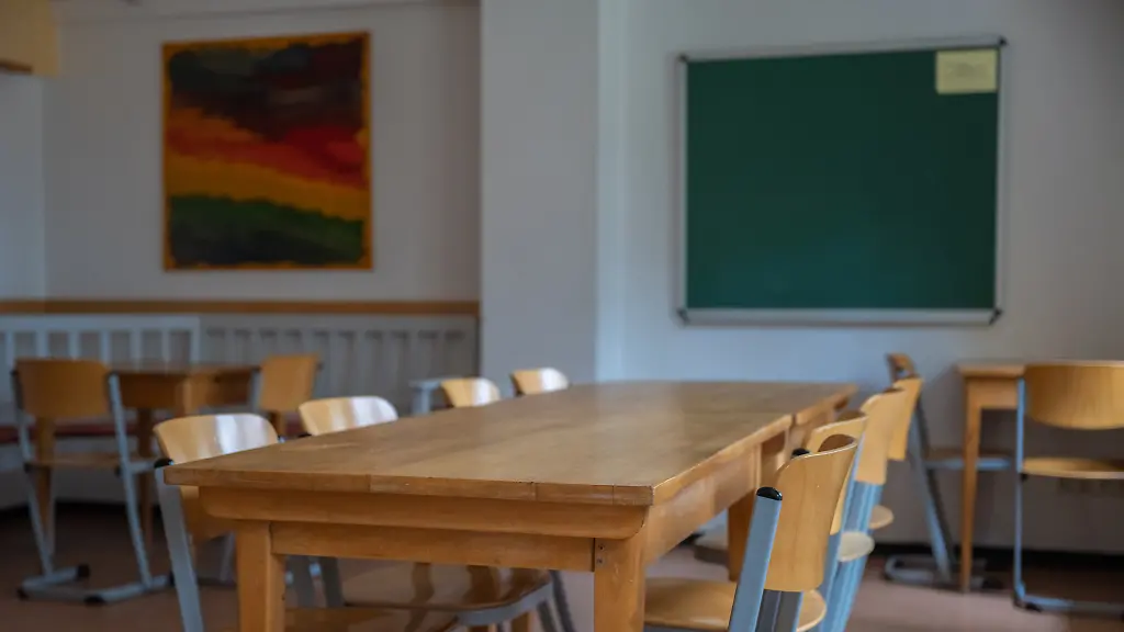 Verdacht auf Allergieschock: Schüler stirbt während Klassenfahrt, Ermittlungen gegen Lehrer