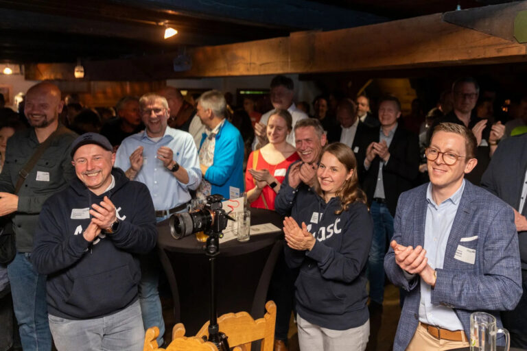 Stammtisch diskutiert Zusammenspiel von Windenergie und Netzausbau