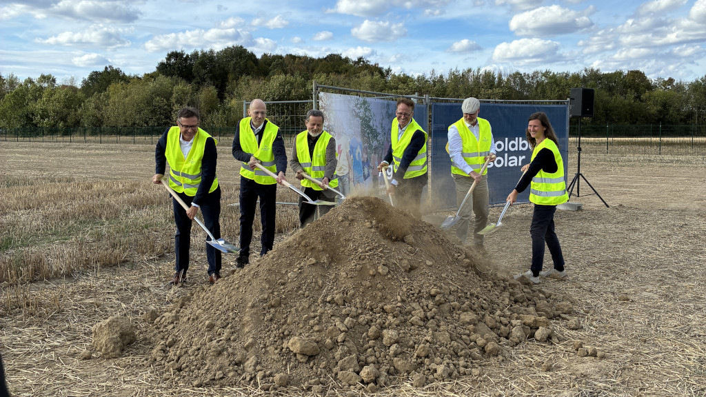 Goldbeck Solar baut Agri PV Anlage mit verschiedenen Technologien