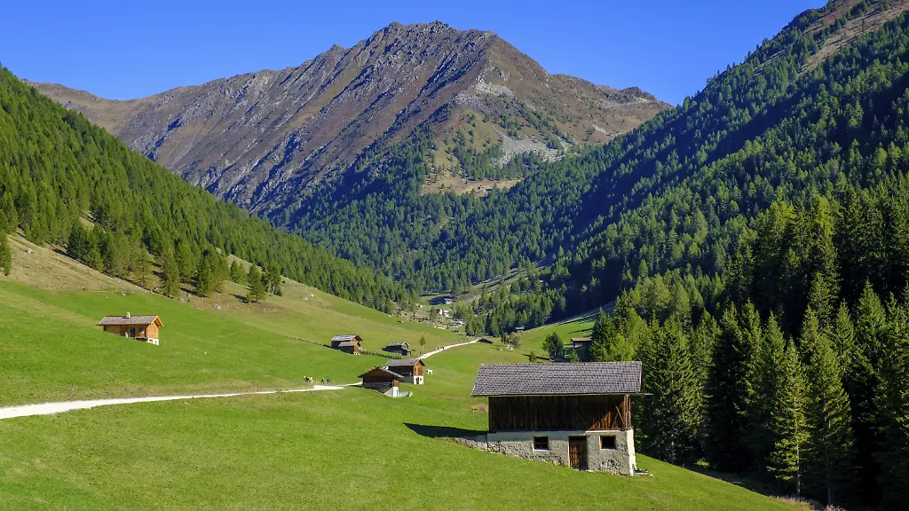 Vor den Augen seiner Ehefrau verunglückt deutscher Wanderer in den Dolomiten