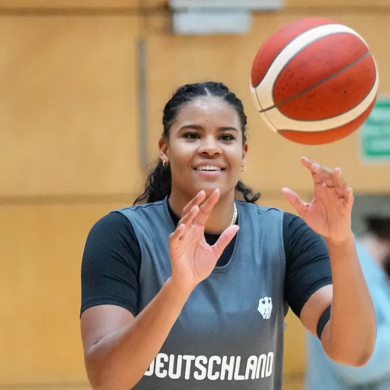 Deutschland atmet auf: Fiebich bereit, Sabally macht Hoffnung auf WM Auftakt