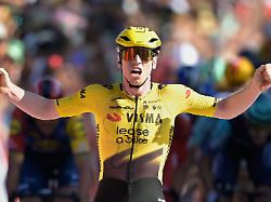 Matthew Brennan vom Team Visma Lease a Bike gewinnt elfte Etappe der Vuelta