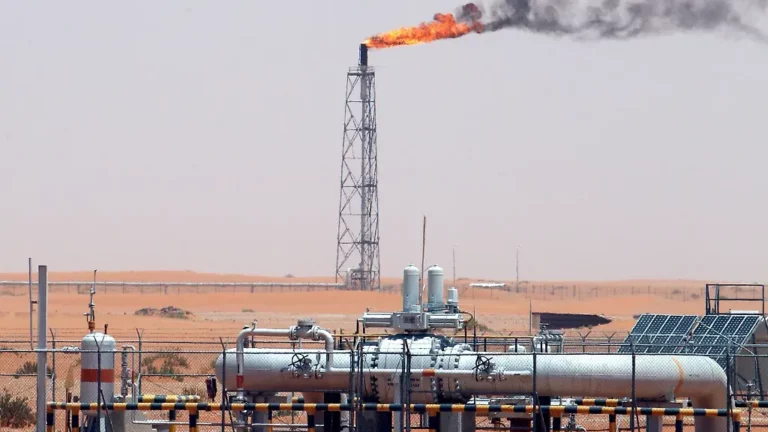 Umgehung von Seeweg: Saudi Arabien muss Ost West Pipeline nach Angriffen schließen