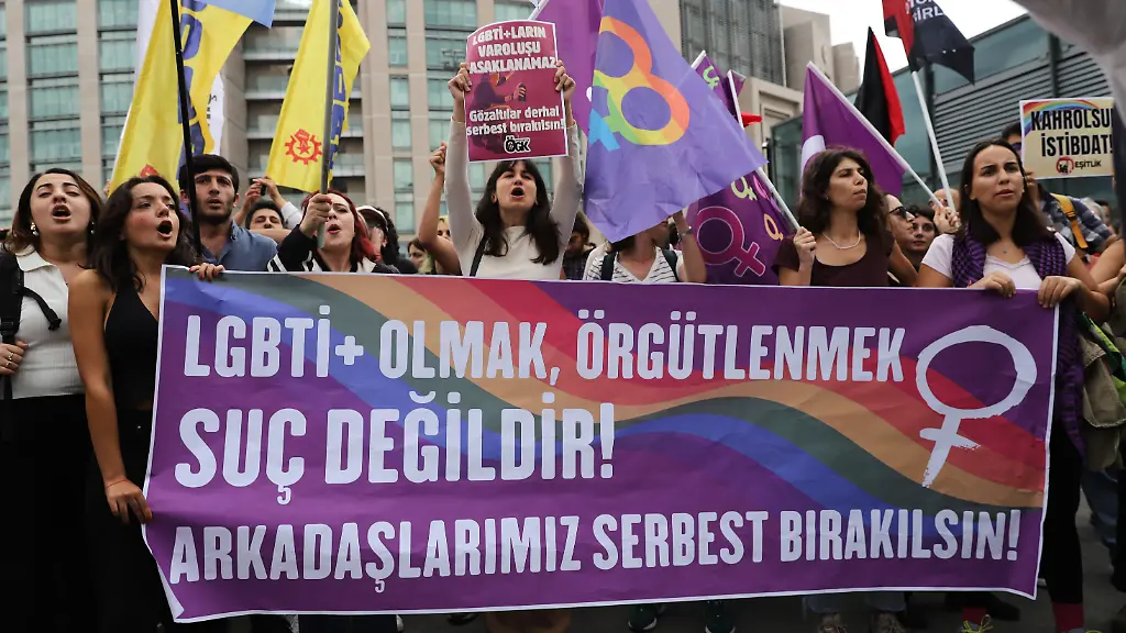 Festnahmen bei LGBTQ Protest in Istanbul