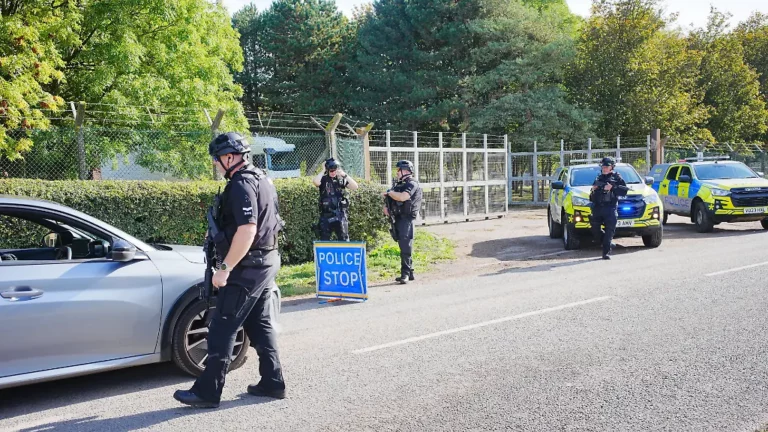 Fünf Männer unter Terrorverdacht: Rubio sieht ausländischen Akteur hinter Vorfall bei Fairford Basis