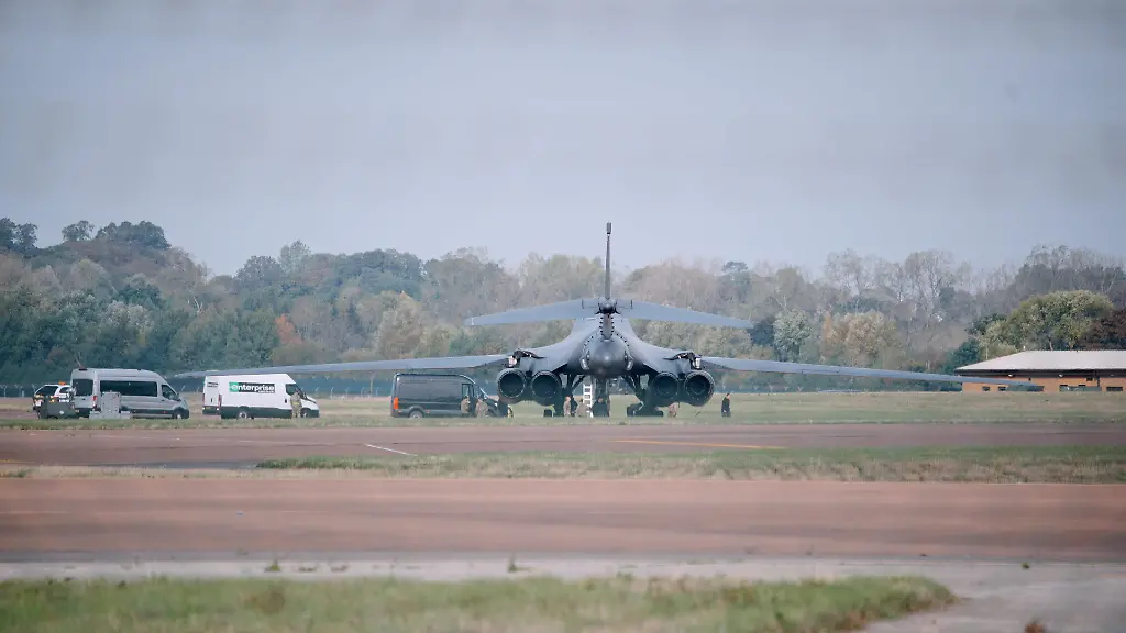 USA nutzen Militärbasis Fairford: Mögliche Anschlagspläne in England, keine Sprengsätze gefunden