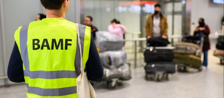 Aufnahmeprogramme für Afghanen: Erneut Geld für den Ausstieg geboten