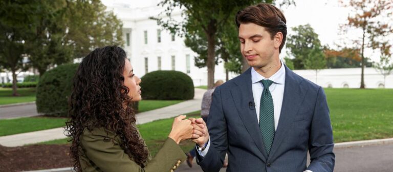 Nach Richterspruch lässt das Weiße Haus CNN Reporter wieder zu