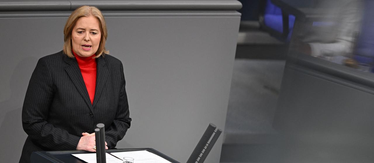 Arbeitsministerin Bas verspricht Übergangslösung für die Rente mit 63