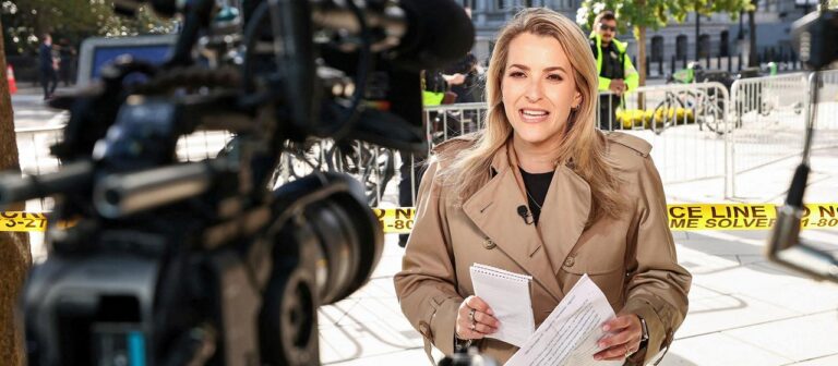 Trotz vorläufigem Richterspruch weist Weißes Haus Reporter weiter ab