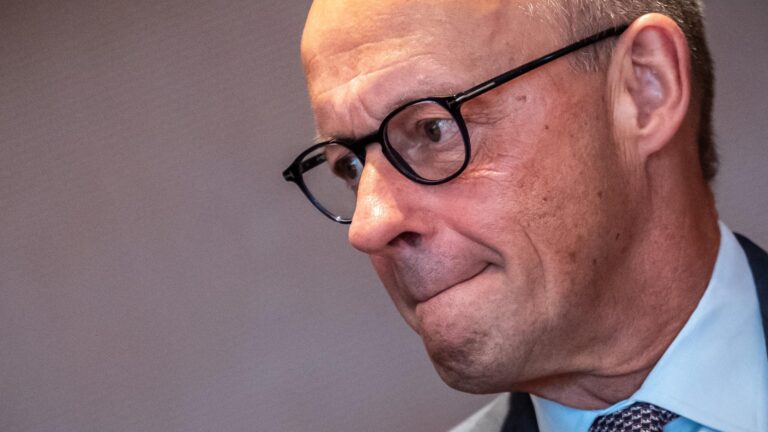 Kanzler in der Kritik: Personaldiskussionen um Merz