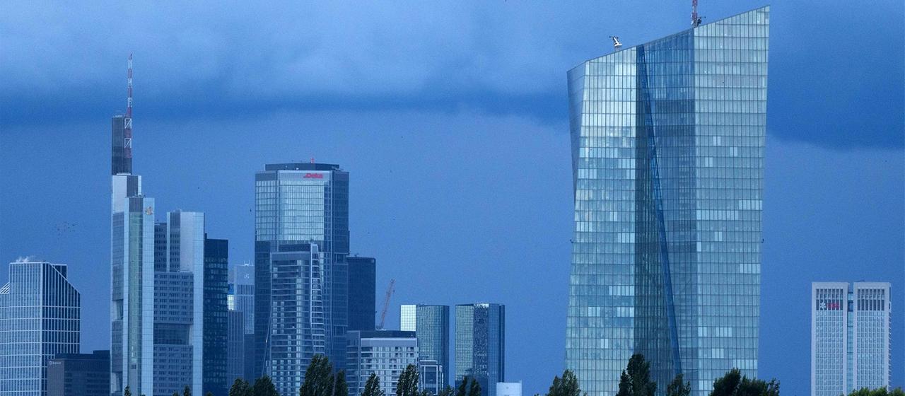 EZB erhöht den Leitzins erneut auf 2,5 Prozent