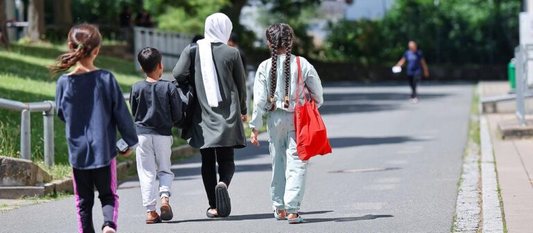 Kritik an der Aussetzung des Familiennachzugs wächst