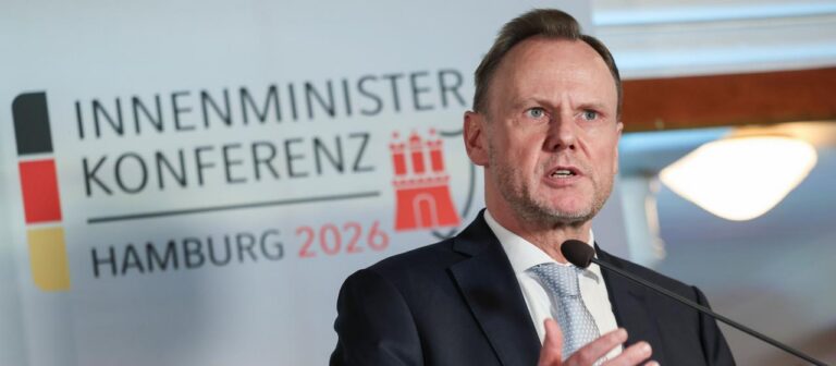 Debatte über ein mögliches AfD Verbotsverfahren geht weiter
