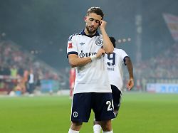 Muslic scherzt über letztes Tor: Absolute Frechheit sichert lachendem FC Schalke 04 den Sieg