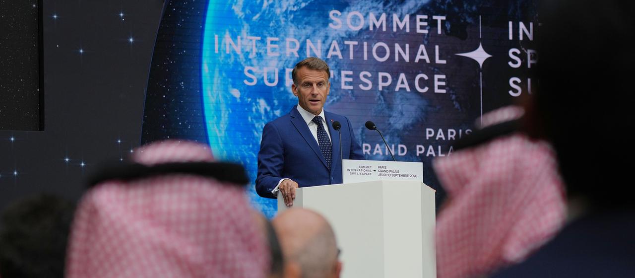 Weltraumgipfel in Paris: Macron macht Druck