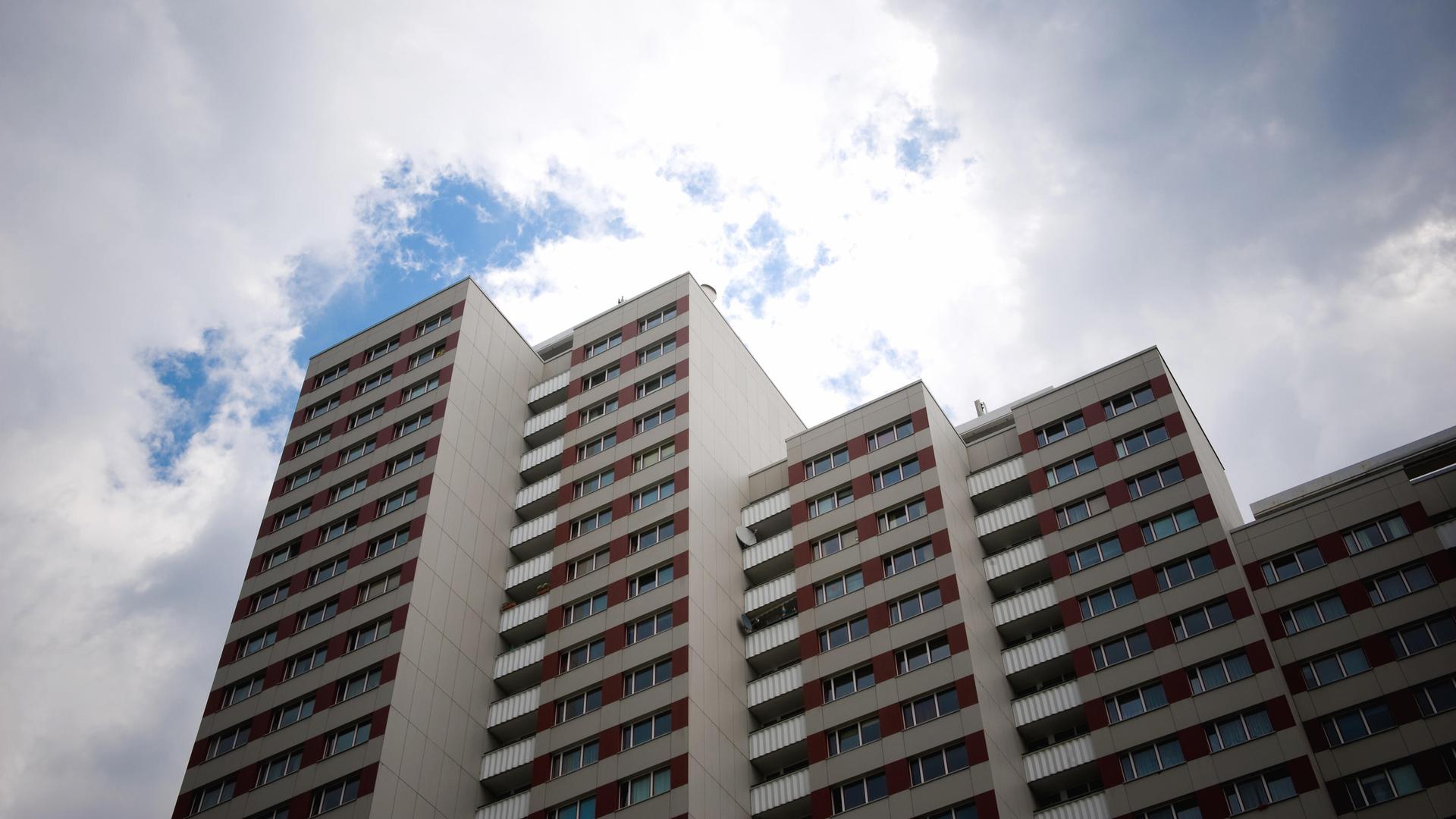 Pläne der Linken: Verringert Vergesellschaftung die Wohnungsnot?