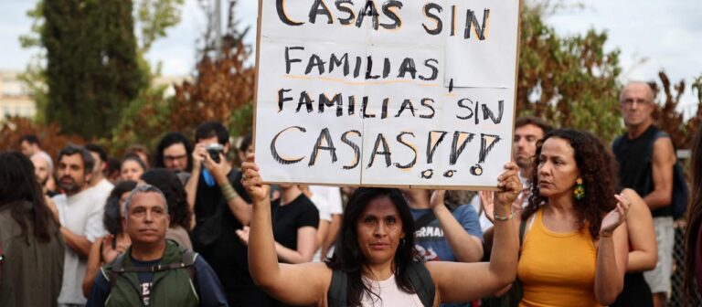 Nach Zwangsräumung in Madrid darf Rentnerin zurück nach Hause