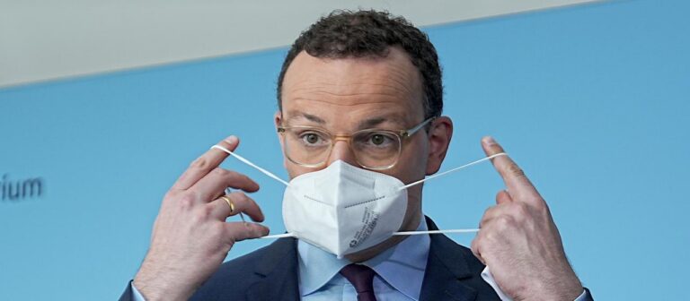 E Mails zeigen: Ministerium nannte niedrigeren Masken Marktpreis