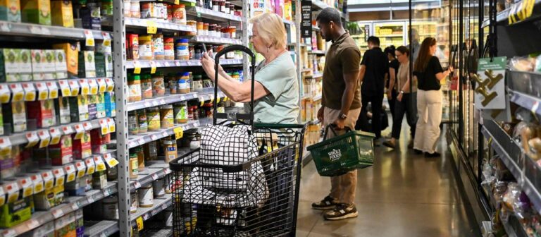 US Verbrauchervertrauen sinkt auf tiefsten Stand seit 2014