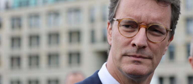 NRW Ministerpräsident Wüst für AfD Prüfung durch Bund Länder Gruppe